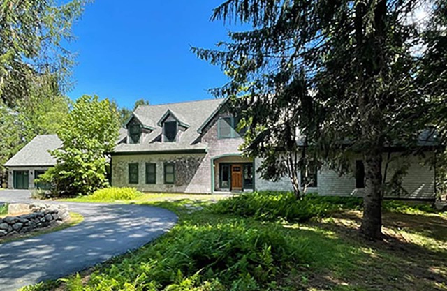 Custom New England Home, luxury, 6 BR, 3 Kings, Close to Acadia, Bar Harbor.