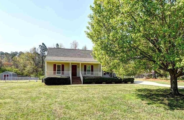 Cute, family-friendly, country bungalow