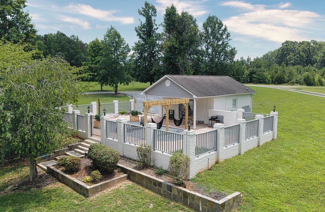 Cute Tiny House on 5 Acres w/ Fantastic Outdoor Spaces