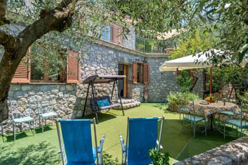 Cynara holiday house