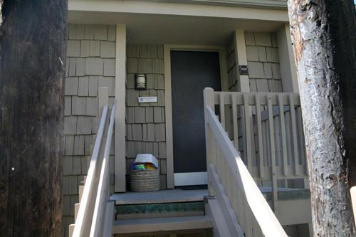 D26 - Seaside Cottage