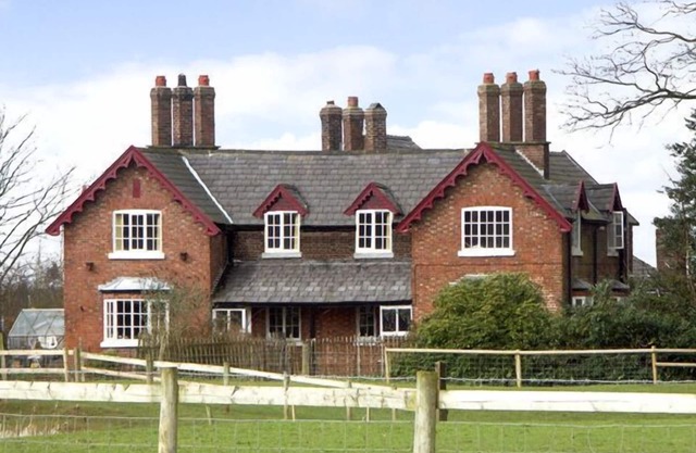 Dairy Apartment 2, TATTON PARK