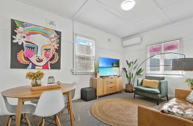 Dejorja Studio - CBD, Eclectic Retreat for 2
