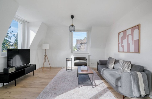 Delightful Wipkingen 2BR w/ Private W/D, nr Tram, by Blueground