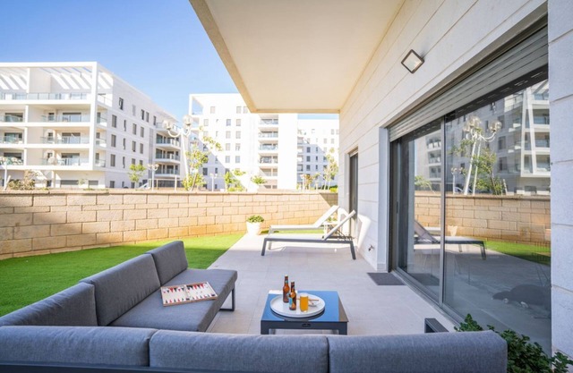 Deluxe Apartment in Achziv with Private Garden Area