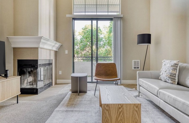 Deluxe San Mateo 1BR w/ Pool, Gym & W/D, near Target, by Blueground