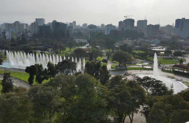 Frente a Parque de la Reserva. Dpto en Lima 86m2. Wifi Lavaseca