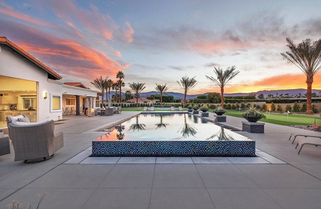 'Desert Court Dreams' Pickleball & mini golf!