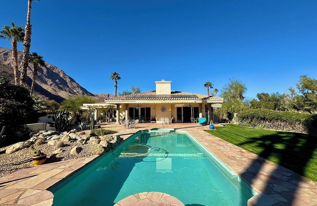 Desert Oasis with Stunning Views & Private Pool – Perfect for Monthly Stays