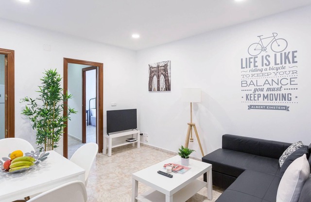 Design Apt. Historic District - Sol