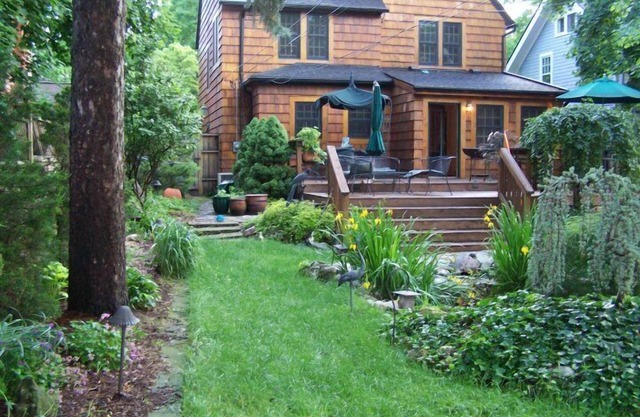 Casa de diseñador de 3 pisos; menos de 1 milla a Big House.