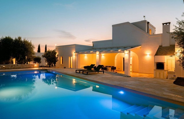 Villa Milivita: Alquiler Villa de lujo con piscina en Puglia