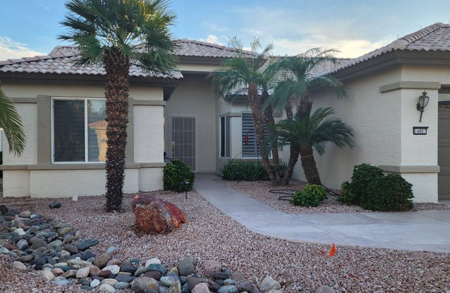 Hermosa casa en residencial Pebble Creek Golf Community - uso de carrito de golf incluido