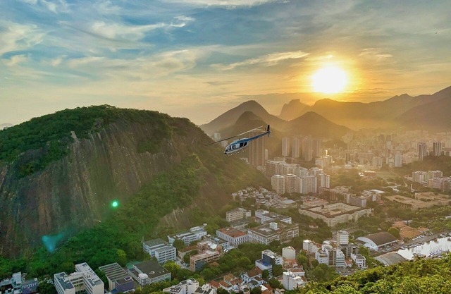 Discover the city from our historic Seattle.