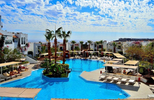 Dive into Adventure from 4 Family-Friendly Rooms Near Domina Coral Bay Beach