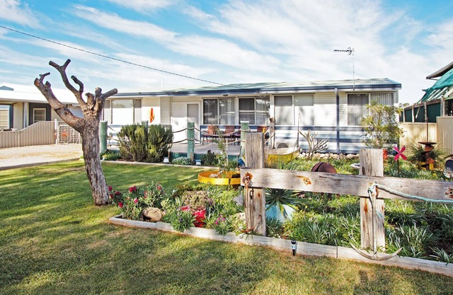 "Do-Fish" 4x2 in original Jurien Bay