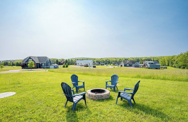 Dog Friendly Lake Escape w/ Dock Slip & Hot Tub