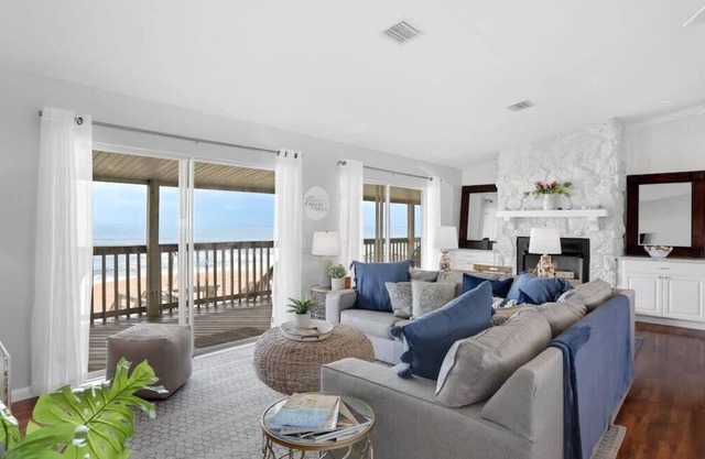 Dolphin Dunes | Wren Beach Rentals by Portoro