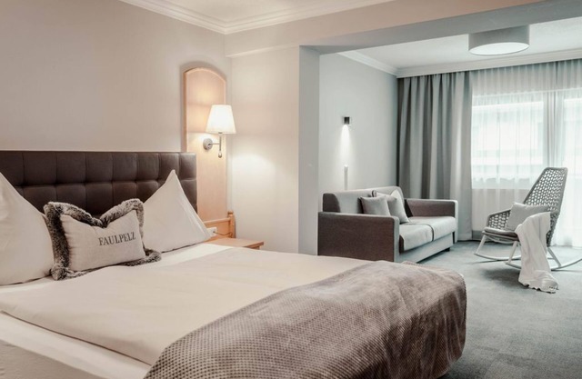 Doppelzimmer Bergblick bis 2 Nächte Inkl.frühstück - Hotel St. Georg zum See