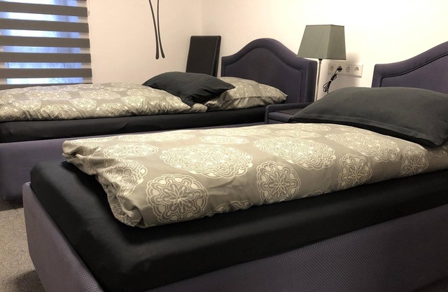 Habitacion Doble-Baño con ducha-Zweibettzimmer