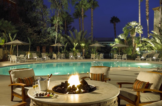 DoubleTree by Hilton San Diego - Hotel Circle