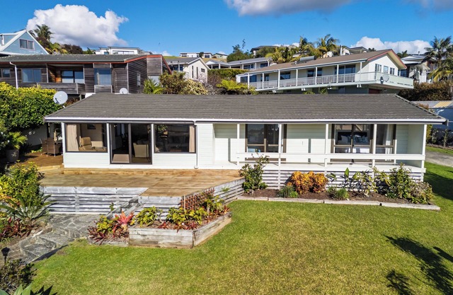 Doubtless Bay Vista - Cable Bay Retreat