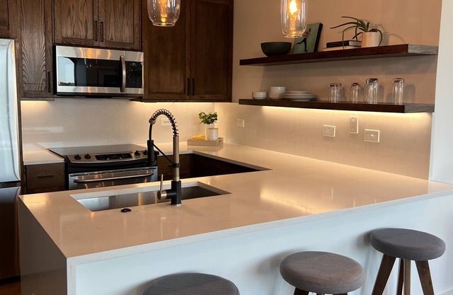 Downtown Austin Condominium / Sabine en la Quinta