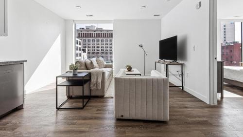 Downtown Detroit Apartments by Landing