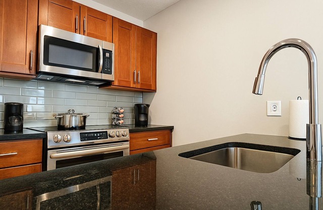 Downtown Sq: Stadium, Casino, Rock Hall, Clinic