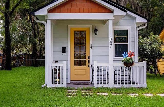 Downtown Tiny Life - Experience Tiny Living!