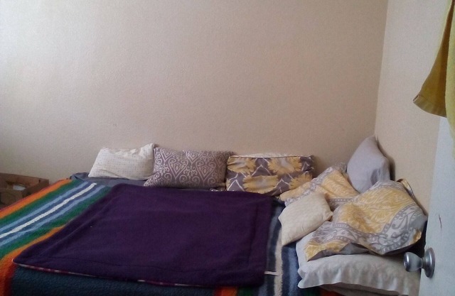 Downtown townhome near hospital and 40 minutes away from Sequoia National Park