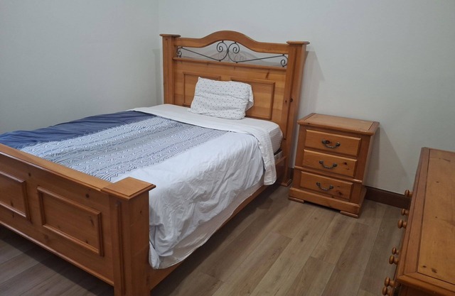 Close to Downtown/University of Guelph Personal Room 1