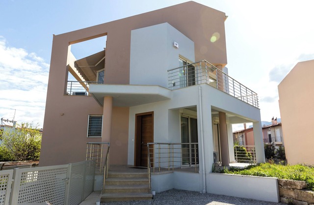 Dream Day Villa Charming 3-bedroom villa with AC, WiFi in amazing Psathopirgos