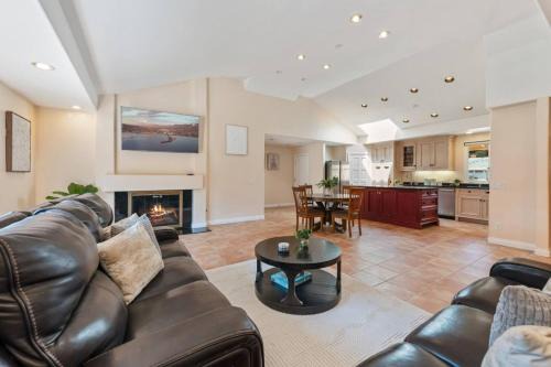 Driftwood Club - 4bd, Pet Friendly, Tennis Courts, Games