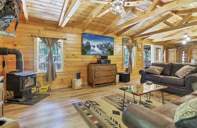 Duke's Getaway At Big Branch #00805