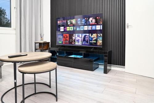 Duplex 3- Bed Apartment Kingston