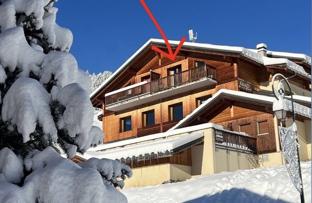 Duplex 50m2 pied des pistes 6 pers les saisies hauteluce / contamines montjoie