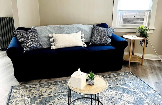 Duplex Near Crown Point/Hobart