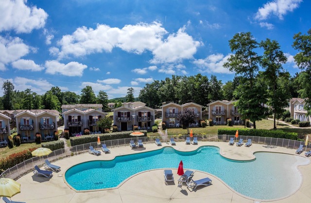 Apartamento duplex PROCHE DU COURS DE GOLF + piscines sur place