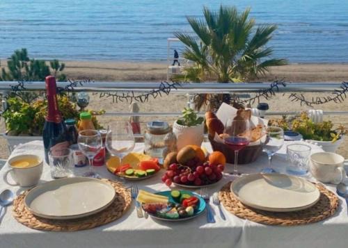 Durres Strand direkt am Meer