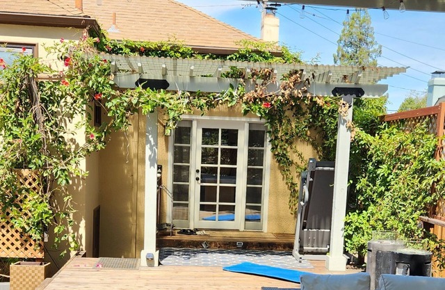 Eagle Hill Home centrally located between SF and San Jose