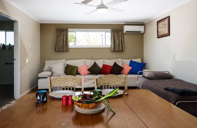 Earth Studio @ Bulwarra Accom