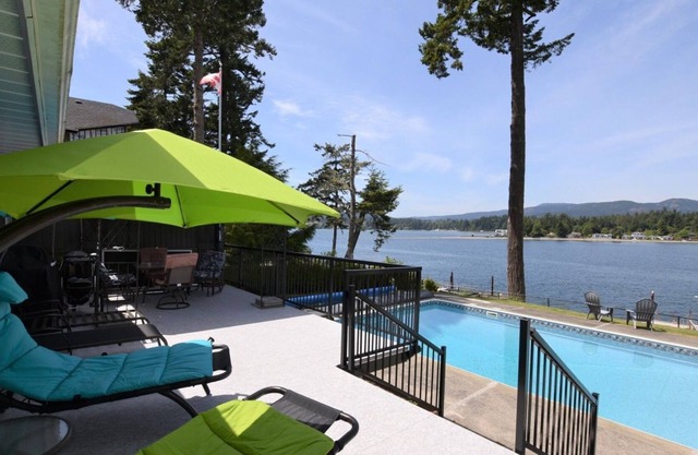 AL ESTE SOOKE OCEANFRONT ESTATE