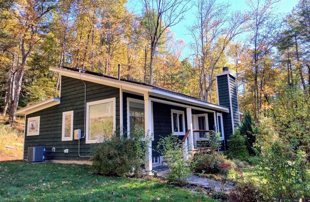 Eco-friendly Modern Mountain Home near Woodstock