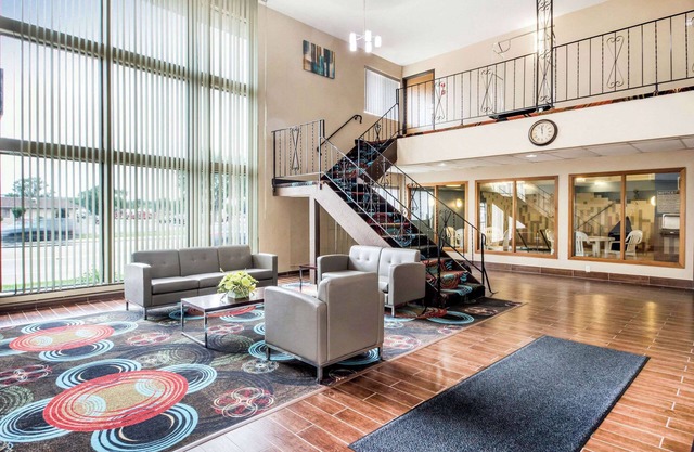 Econo Lodge La Crosse