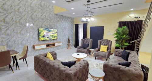 Eden Luxurious Apartments