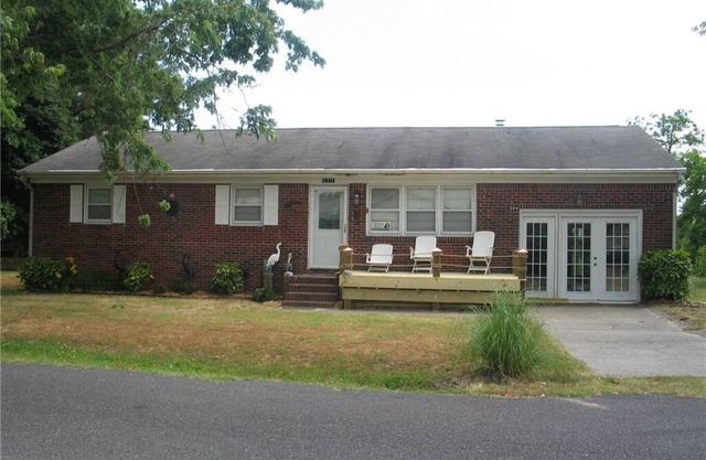 Eel Creek Escape - Water Front - Water Access - Screened Porch NO LINENS