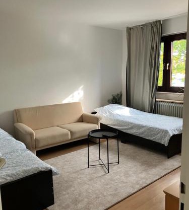 Einfaches Zimmer zum Wohlfühlen
