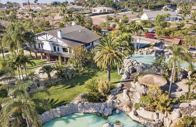 **EL PARAISO** Resort like house w/ Floating River