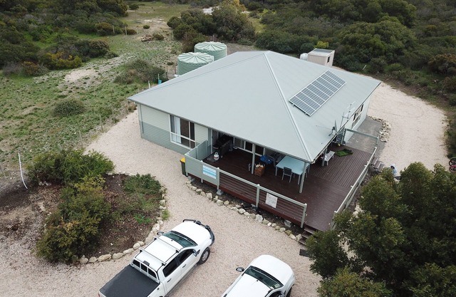 "Elandra" Marion Bay